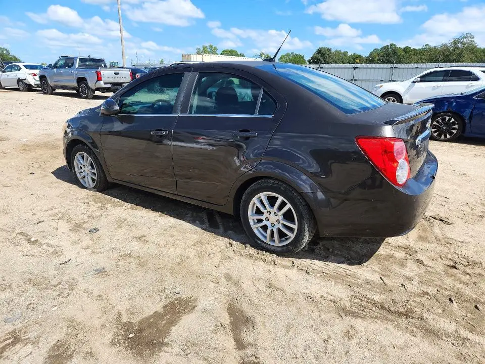 2014 CHEVROLET SONIC LT  