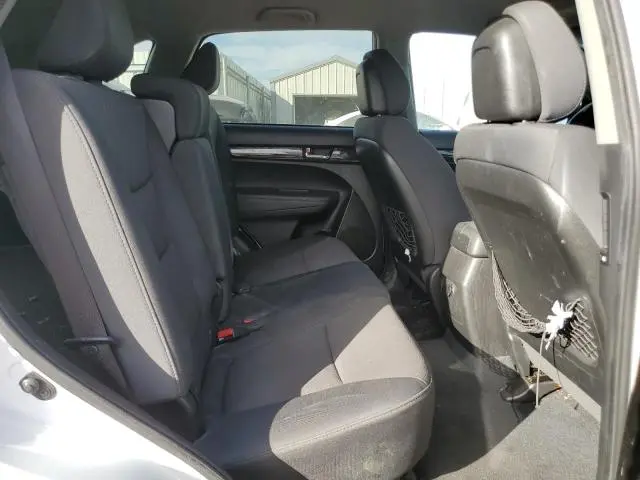 2011 KIA SORENTO BASE  