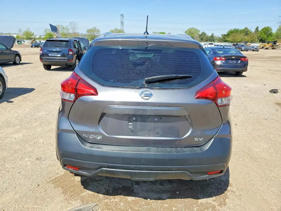 2018 NISSAN KICKS SV  