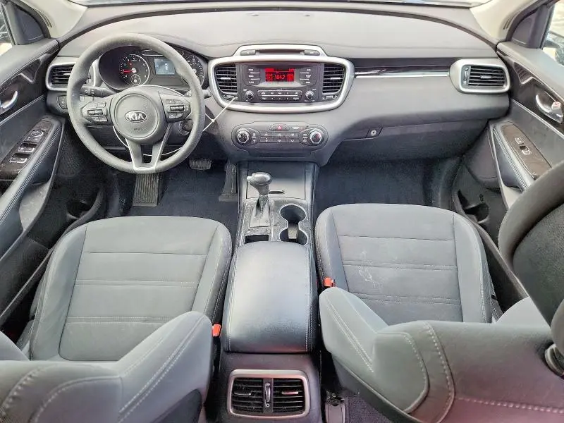 2016 KIA SORENTO L  