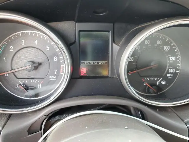 2011 JEEP GRAND CHEROKEE LAREDO  