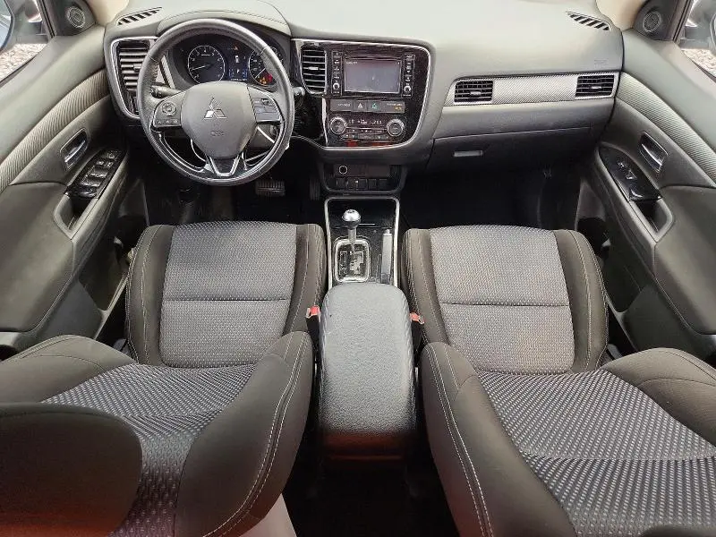 2017 MITSUBISHI OUTLANDER ES  