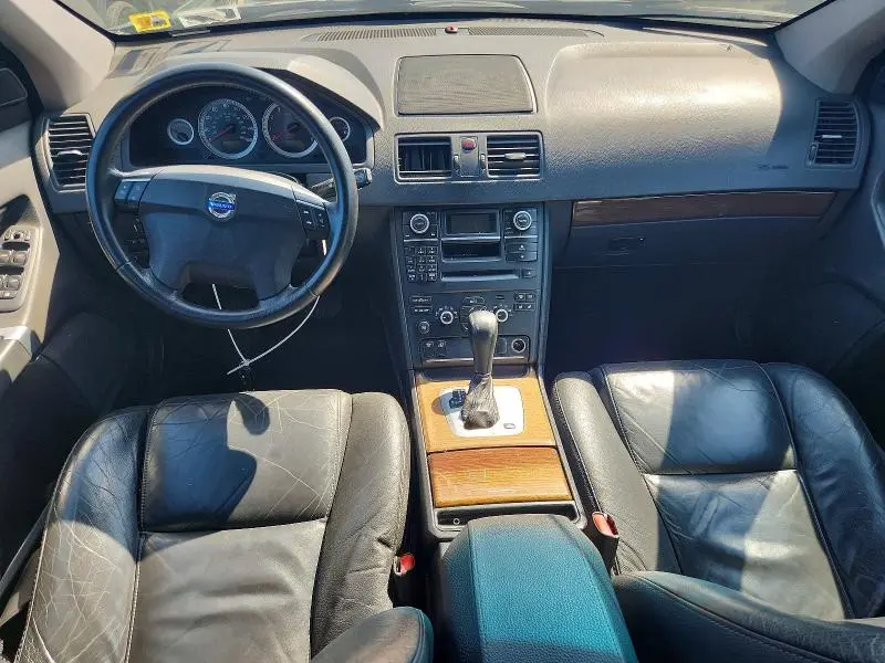 2011 VOLVO XC90 3.2  