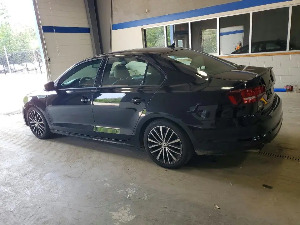 2016 VOLKSWAGEN JETTA SPORT  