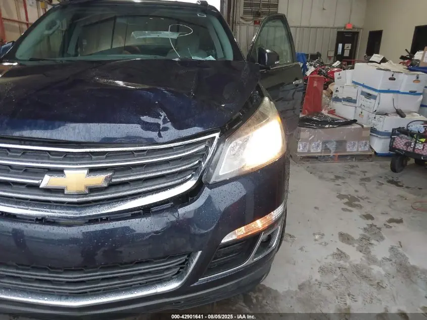 2017 CHEVROLET TRAVERSE 2LT