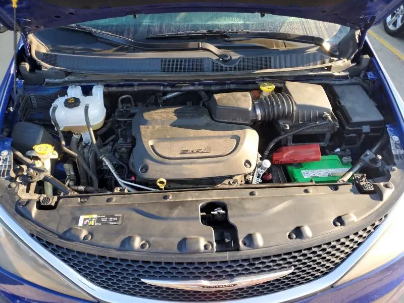 2021 CHRYSLER VOYAGER LX  