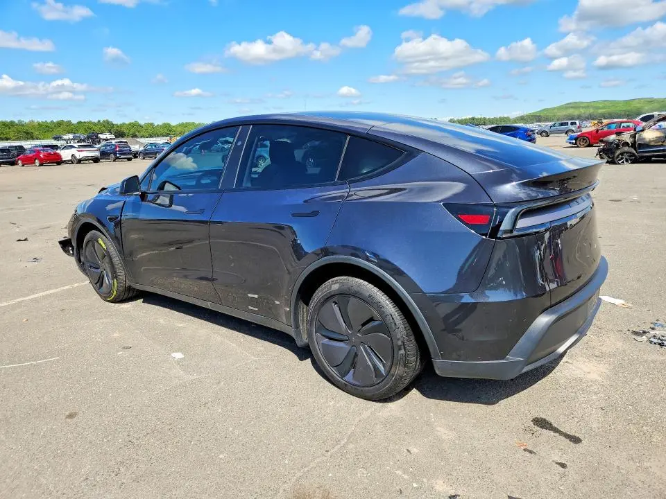 2026 TESLA MODEL Y   