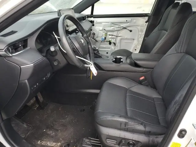 2021 TOYOTA VENZA LE  