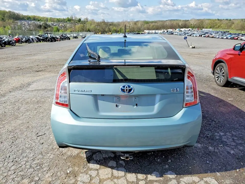 2013 TOYOTA PRIUS THREE  