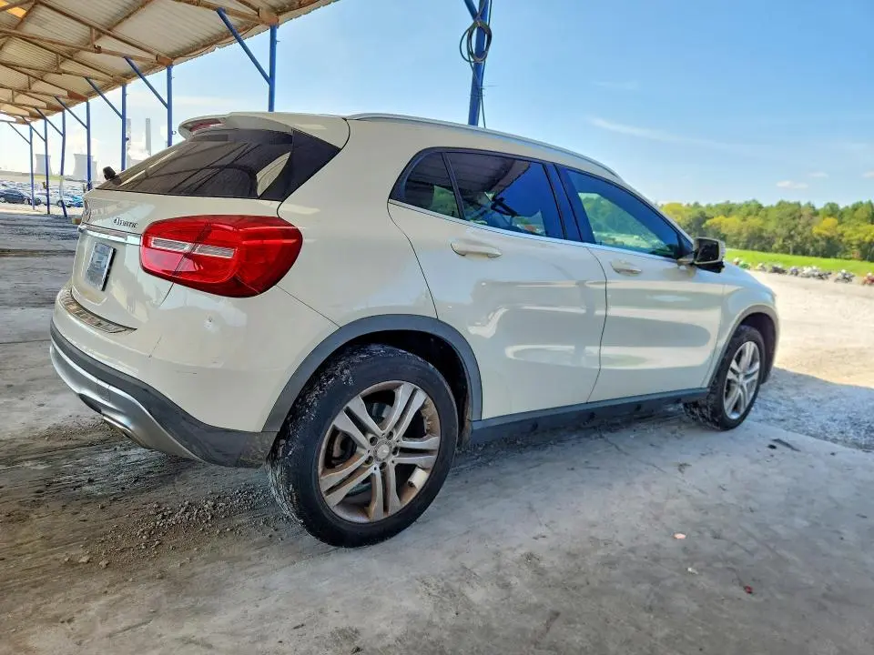 2015 MERCEDES-BENZ GLA 250 4MATIC  