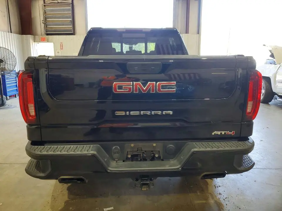 2021 GMC SIERRA K1500 AT4  