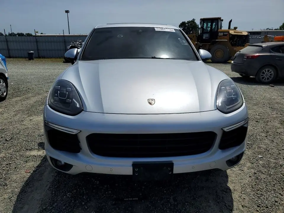 2015 PORSCHE CAYENNE S  