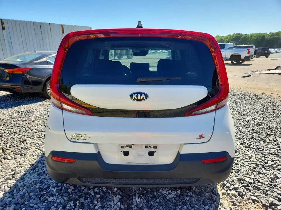 2020 KIA SOUL S  