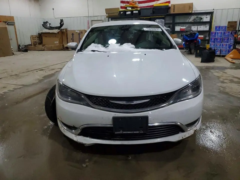 2017 CHRYSLER 200 LIMITED  