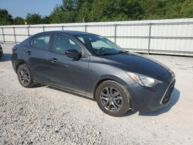 2019 TOYOTA YARIS L  