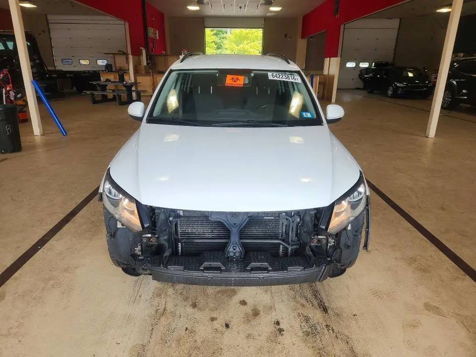 2017 VOLKSWAGEN TIGUAN S  