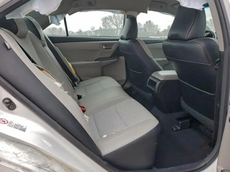 2017 TOYOTA CAMRY LE  