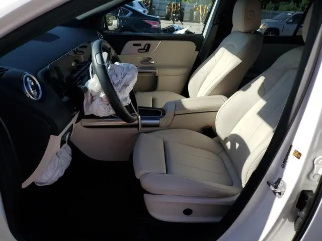 2025 MERCEDES-BENZ GLA 250  