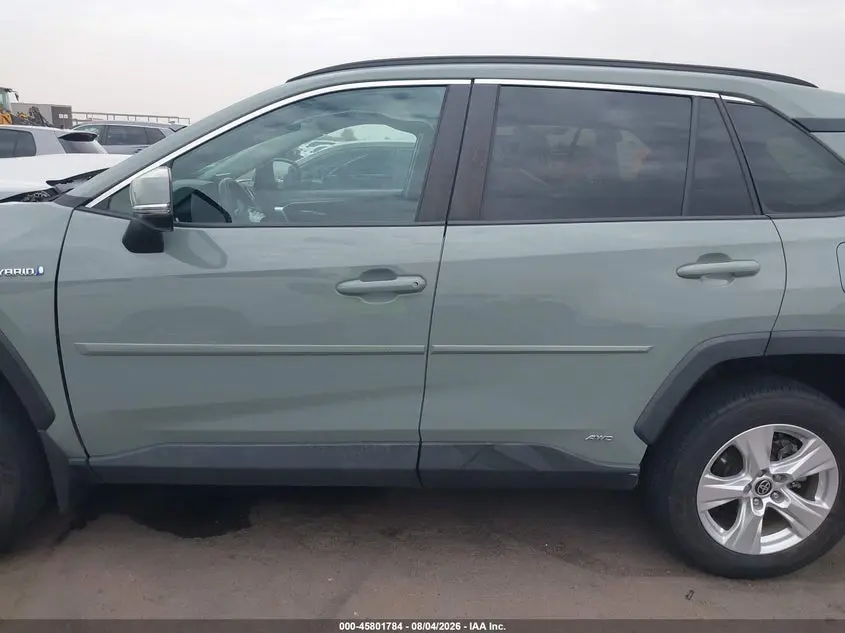 2021 TOYOTA RAV4 HYBRID XLE