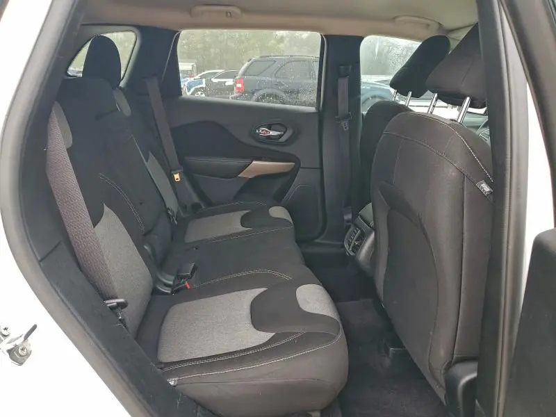 2017 JEEP CHEROKEE SPORT  