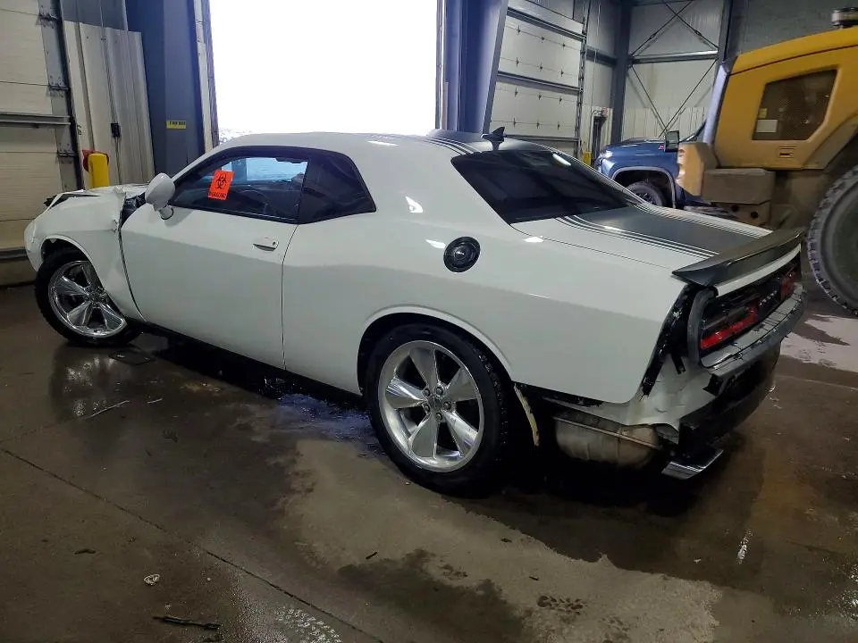 2015 DODGE CHALLENGER SXT PLUS  