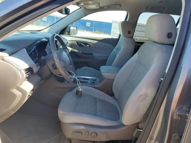 2020 CHEVROLET TRAVERSE LT  