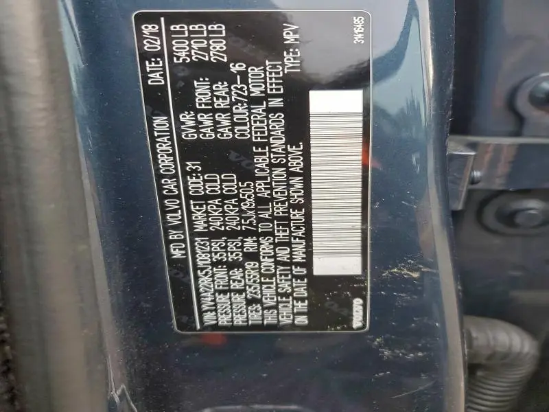 2018 VOLVO XC60 T6 MOMENTUM  