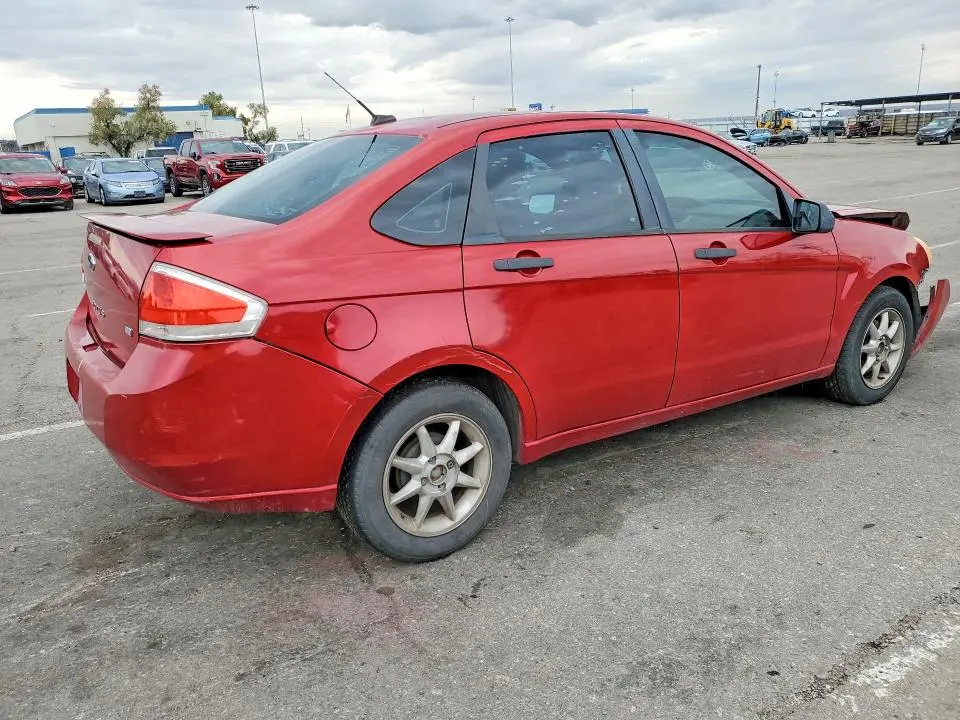2010 FORD FOCUS SE  