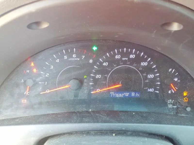 2011 TOYOTA CAMRY LE  
