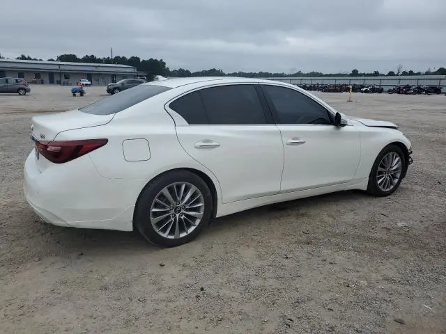 2022 INFINITI Q50 LUXE  