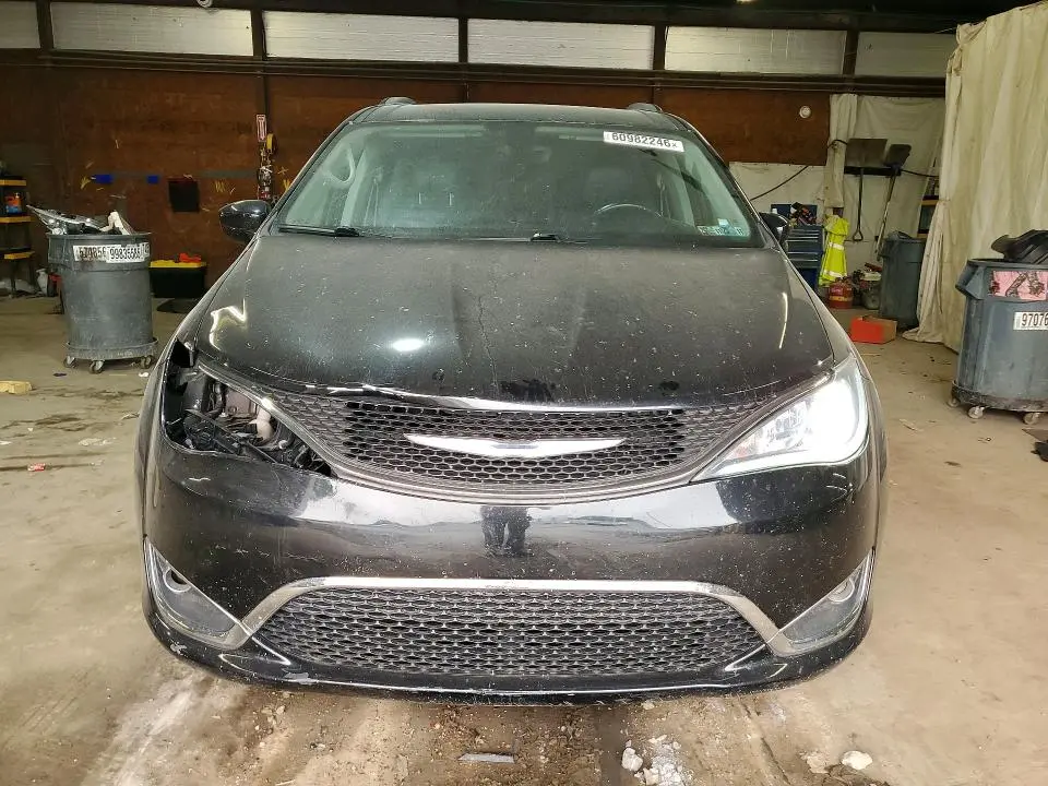 2017 CHRYSLER PACIFICA TOURING L  