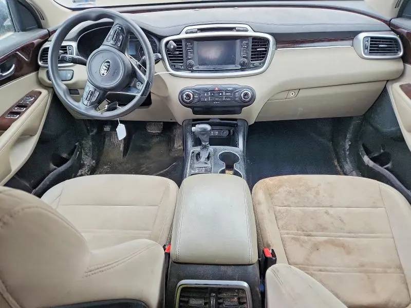 2018 KIA SORENTO LX  