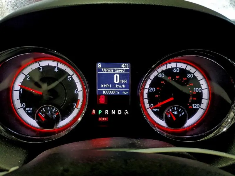 2011 DODGE GRAND CARAVAN CREW  