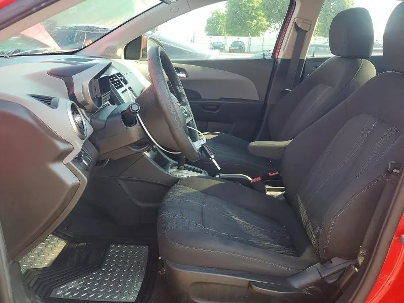 2015 CHEVROLET SONIC LT  