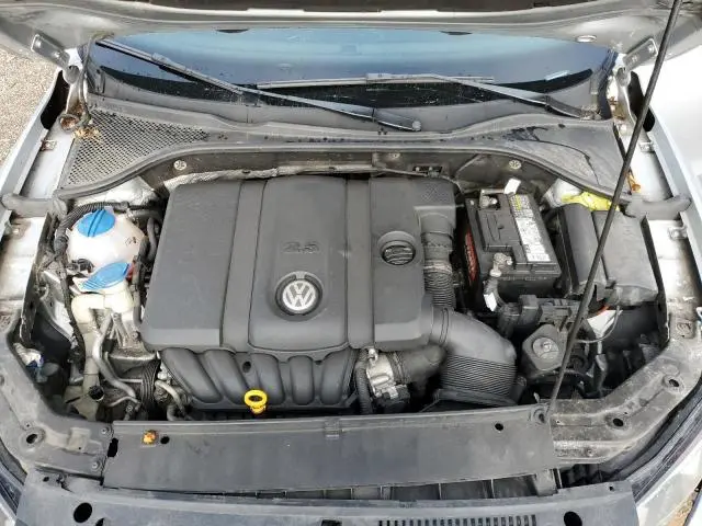 2012 VOLKSWAGEN PASSAT S  