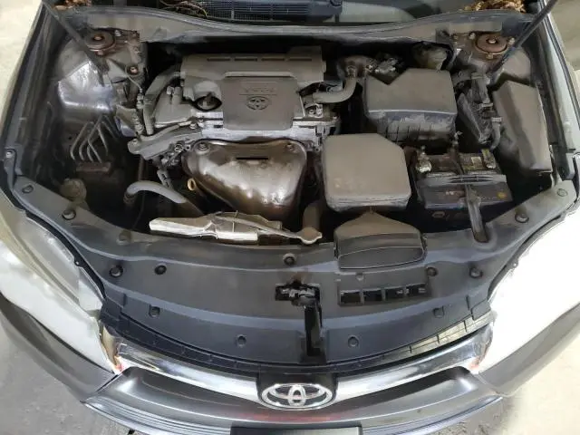 2015 TOYOTA CAMRY LE  