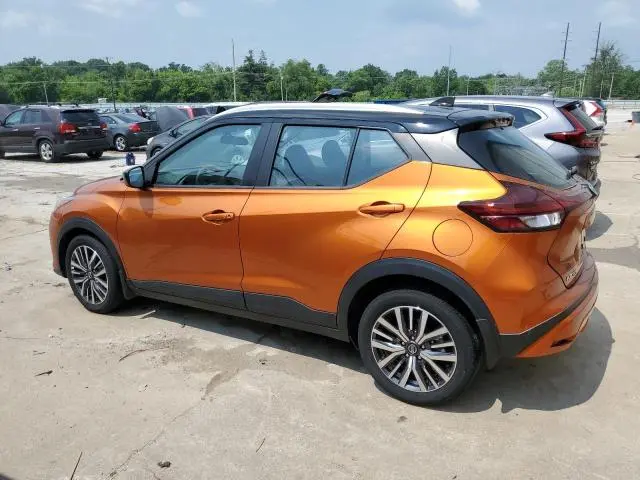 2021 NISSAN KICKS SV  
