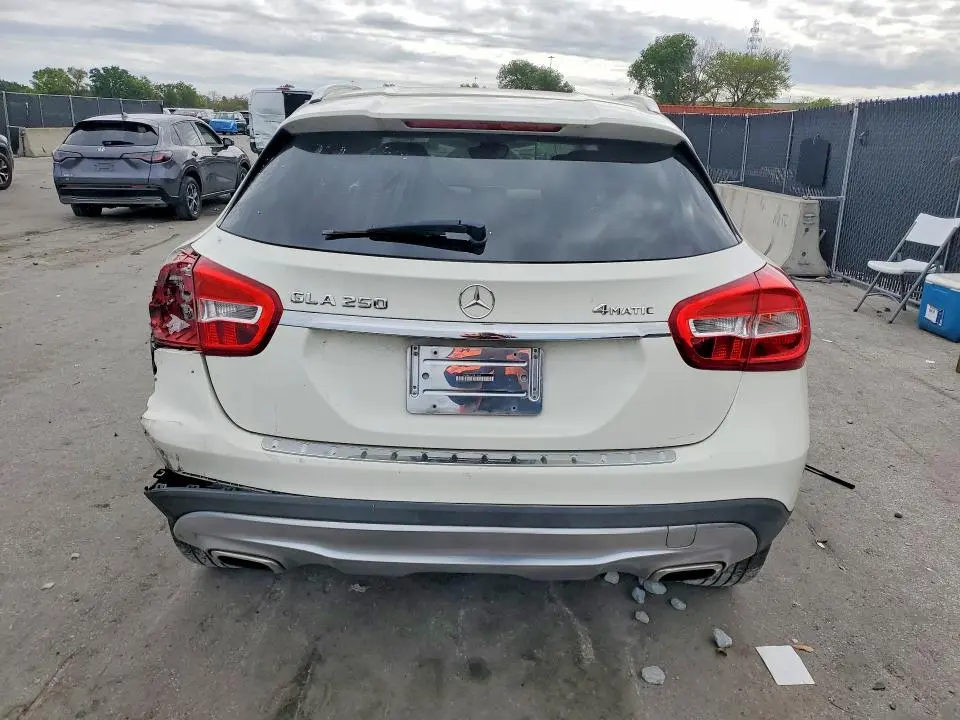2015 MERCEDES-BENZ GLA 250 4MATIC  