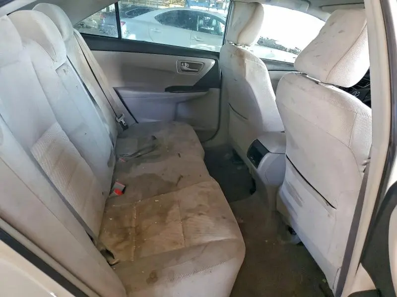 2015 TOYOTA CAMRY LE  