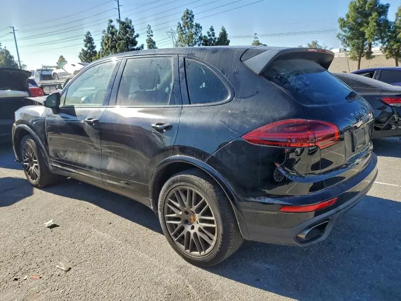 2017 PORSCHE CAYENNE   