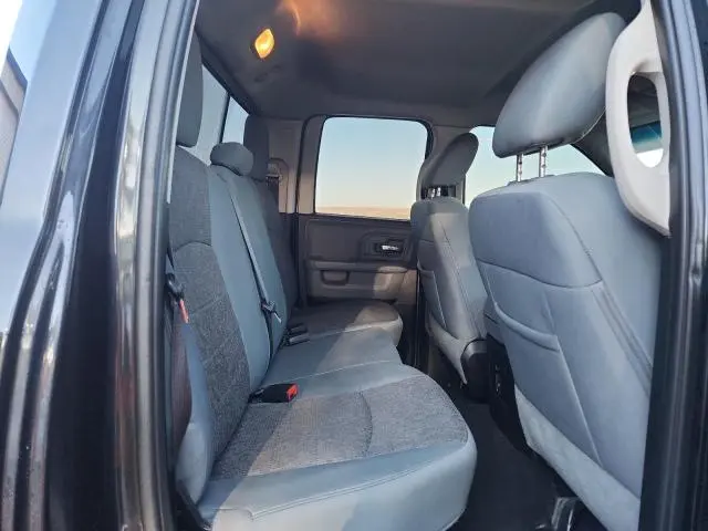 2016 RAM 1500 SLT