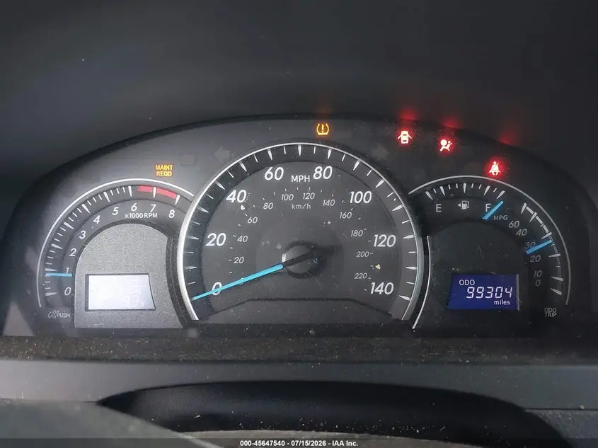2012 TOYOTA CAMRY LE