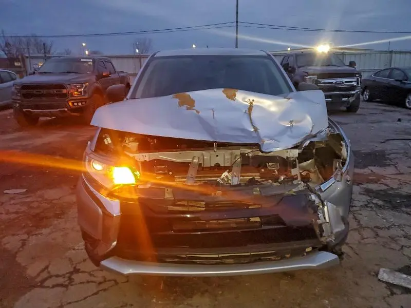 2016 MITSUBISHI OUTLANDER SE  