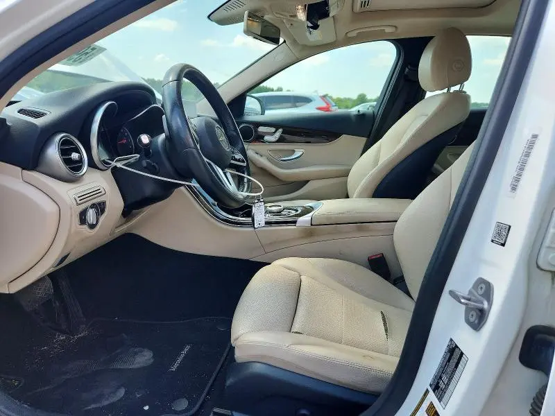 2019 MERCEDES-BENZ C 300  
