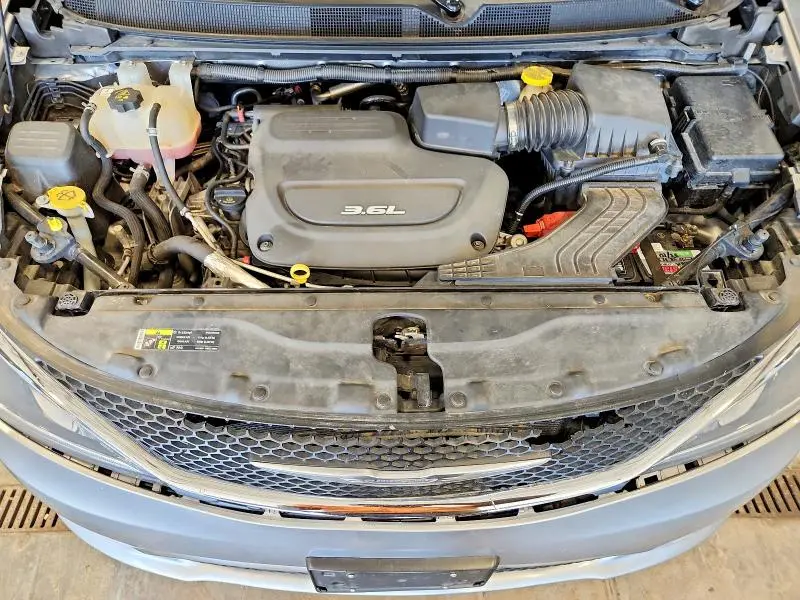 2017 CHRYSLER PACIFICA TOURING L  