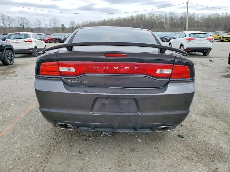 2014 DODGE CHARGER SE  