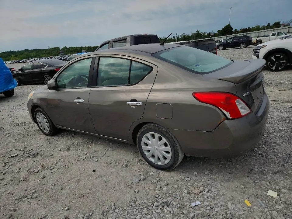 2014 NISSAN VERSA 1.6 SV  