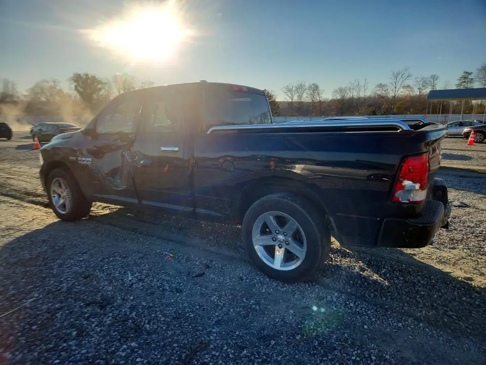 2013 RAM 1500 ST  