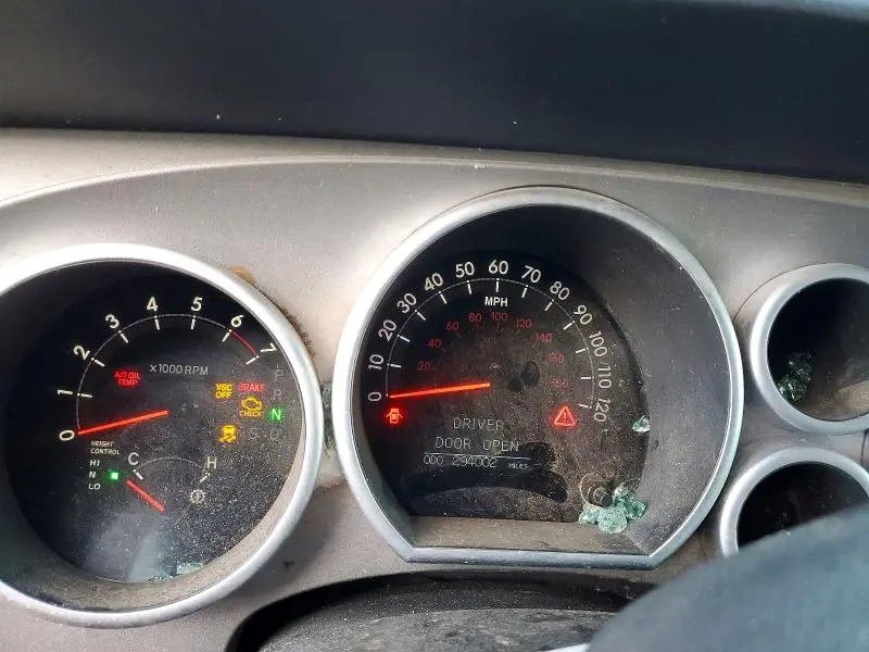 2011 TOYOTA SEQUOIA PLATINUM  