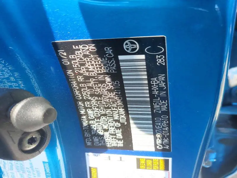 2021 TOYOTA PRIUS XLE  